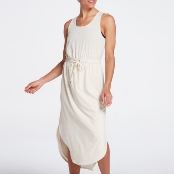 CALIA by Carrie Underwood Dresses & Skirts - NWT CALIA Dress (size S)